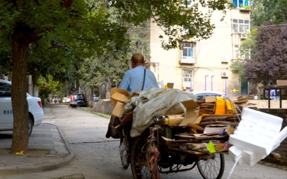 Cha qua đời để lại mảnh đất được đền bù gần 3 tỷ, các con đi nhận tiền thì chết sững: “Số tiền này thuộc về người khác”