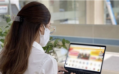 Người phụ nữ Hà Nội mất gần 100 triệu đồng khi nghe "bạn trai" rủ đầu tư sàn chứng khoán online