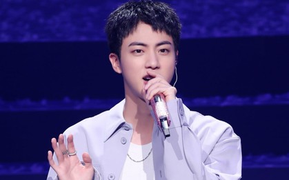 Bị truy tố vì quấy rối tình dục thành viên nhóm nhạc BTS