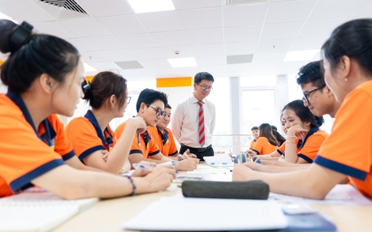 Giảng viên là chuyên gia doanh nghiệp: Lợi thế để sinh viên HUTECH “chạm” thị trường sớm