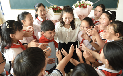 Phụ huynh làm 5 hành động này vào ngày 20/11 chứng tỏ EQ thấp