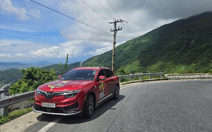 Chủ xe VF 8: “Đạp ga đã như siêu xe, chi phí nuôi xe quá rẻ”