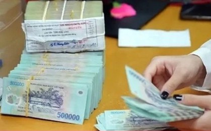 Hàng loạt chi nhánh ngân hàng, ATM tạm ngừng hoạt động vì ngập lụt