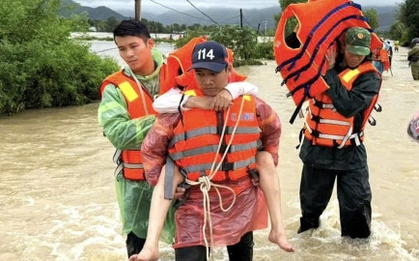 Mưa lũ ở miền Trung – Tây Nguyên làm 102 người chết và mất tích