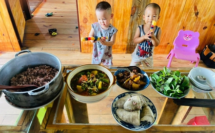 Từng sống trong căn phòng trọ chật chội ở thành phố, vợ chồng trẻ quyết định về quê để con có tuổi thơ trọn vẹn