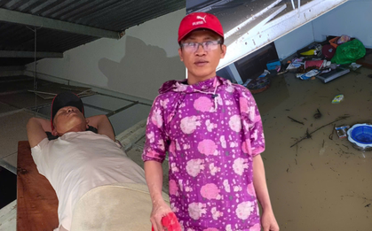 2 ngày 1 đêm “sinh tồn” trên trần nhà của người đàn ông Khánh Hoà