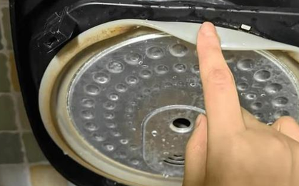 4 vị trí trong nồi cơm điện không vệ sinh, coi chừng ăn cơm có gián!