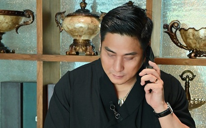 Hôn nhân với vợ kém 13 tuổi của nam diễn viên U50, 4 lần giữ chức Phó Giám đốc