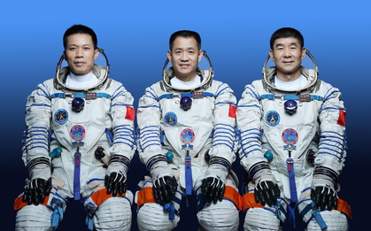 3 phi hành gia Trung Quốc được giải cứu về Trái đất, “3 người lên cứu lại mắc kẹt”: Chuyện kỳ quái gì đây?