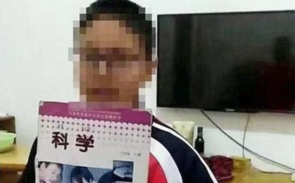 Cậu bé 11 tuổi ra đi mãi mãi khi phụ huynh vắng nhà, cha vô tình tìm được bức tranh con vẽ, vội vàng báo cảnh sát