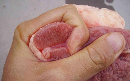 Đi chợ gặp thịt lợn có 5 dấu hiệu này hãy bỏ qua luôn, tuyệt đối không mua