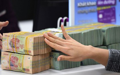 Vì sao lãi suất tiết kiệm tăng trở lại?