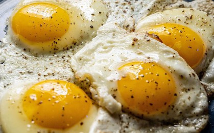 Mất 30 năm cuộc đời tôi mới biết cách làm trứng ốp la bằng lò vi sóng: Không bao giờ dùng chảo nữa