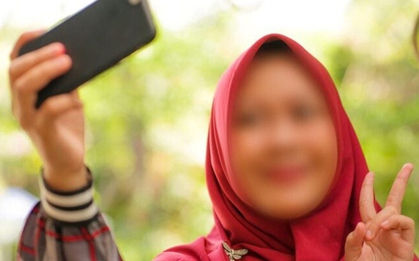 Người đàn ông tấn công vợ vì liên tục đăng ảnh tự sướng lên Facebook