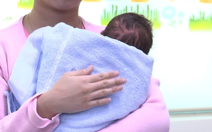 Liên tiếp xảy ra các vụ suýt trao nhầm trẻ sơ sinh, Hàn Quốc ra cảnh báo khẩn