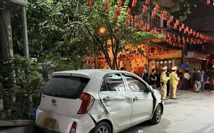 Hà Nội: Ô tô tải đâm liên hoàn nhiều phương tiện rồi bỏ trốn
