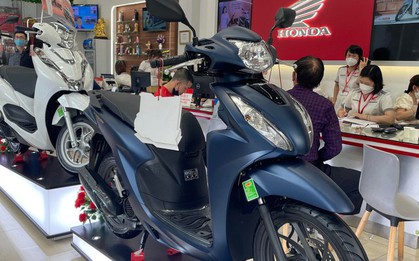 Honda ra mắt SH, Air Blade 2026, đại lý "xả kho" đời cũ: Giá xe giảm kịch sàn, SH 350i mất hơn 24 triệu