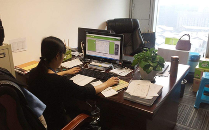 Nữ kế toán chuyển nhầm lương 2 lần cho 17 nhân viên gây thiệt hại 175 triệu đồng, tòa phán quyết: “Chỉ cần bồi thường cho công ty 7,5 triệu đồng”