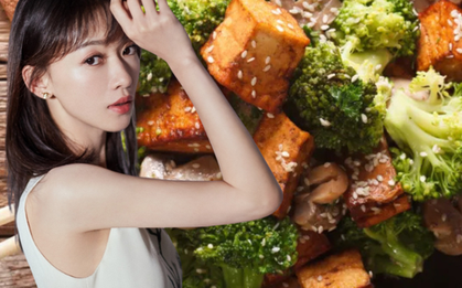 Phụ nữ có "cánh dơi" chăm ăn 5 món này sẽ được hút mỡ bắp tay, lại còn nạp collagen tự nhiên