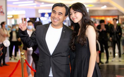 MC Quyền Linh xin tiền con ngay trên truyền hình, số tiền Lọ Lem chuyển bất ngờ: Còn ai bảo tiểu thư "ngồi mát ăn bát vàng" không?