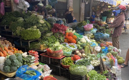 Giá rau củ tăng mạnh sau bão