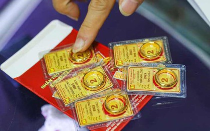 Vàng đang 'dậm chân tại chỗ', nhà đầu tư nên làm gì?