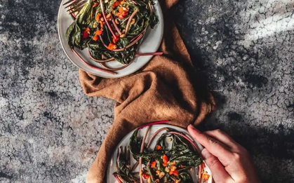 Loại rau nhiều sắt hơn thịt bò, người Trung Quốc quý như “vàng”: Mọc đầy Việt Nam