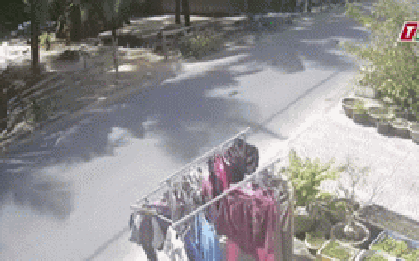 Một cán bộ công an tử vong do vướng dây cáp sà xuống đường: Camera ghi diễn biến lúc 10 giờ 45 phút