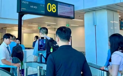 Đi máy bay bằng VNeID và kiosks: Thông thoáng, nhẹ tênh