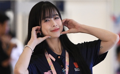 "Chị đẹp" Châu Tuyết Vân chiếm spotlight trên khán đài SEA Games 33, visual xinh, phong cách trendy còn ghi điểm bởi hành động đẹp