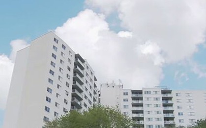 Bé gái 2 tuổi sống sót sau khi rơi từ ban công chung cư tầng 15: Tình trạng của nạn nhân gây chú ý