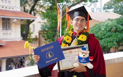 Cử nhân AI đầu tiên tốt nghiệp xuất sắc, 22 tuổi trở thành trợ giảng đại học