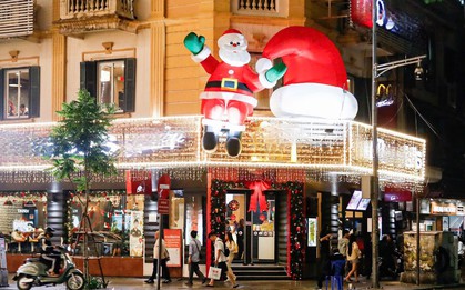 Hà Nội như 'bản hòa tấu ánh sáng' dịp Giáng sinh