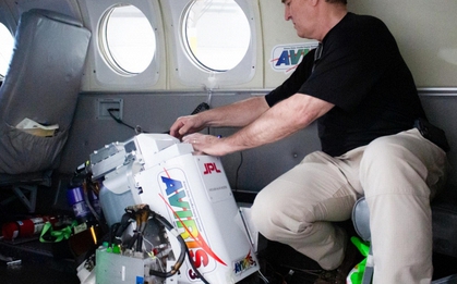 Mỹ đưa thứ to bằng lò vi sóng lên không gian: Trong khoảng cách 18km không vật gì có thể lọt khỏi tầm mắt