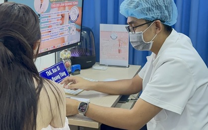 Cô gái 19 tuổi bị sùi mào gà, nguy cơ cao ung thư cổ tử cung: BS nói phải thay đổi thói quen này đi!