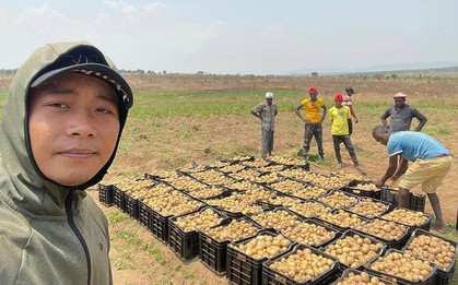 Động thái lạ của kênh Quang Linh Vlogs