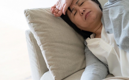 Thấy 1 dấu hiệu lặp lại cả tháng, người phụ nữ phát hiện bị ung thư: Có 5 bất thường buổi sáng bác sĩ bảo "đi khám ngay kẻo muộn"