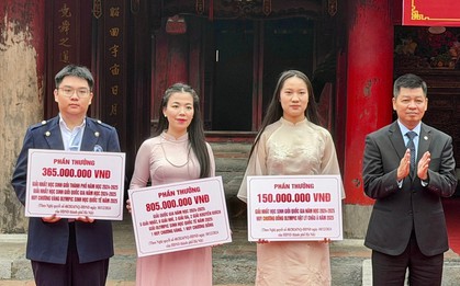 2 học sinh Hà Nội giành Huy chương Vàng Olympic quốc tế được thưởng hơn 600 triệu đồng