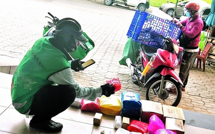 Chuyển khoản 145k cho shipper, người đàn ông nhận thông báo kích hoạt bảo hiểm tự động, tài khoản bị trừ 3,5 triệu/tháng