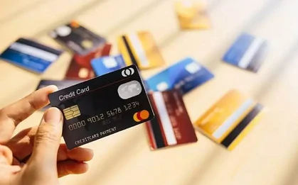 Cảnh báo rủi ro 'bẫy nợ’ vay thẻ tín dụng