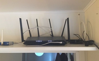 Đừng rút phích cắm của 7 thiết bị này: Không tiết kiệm mà còn hại hơn