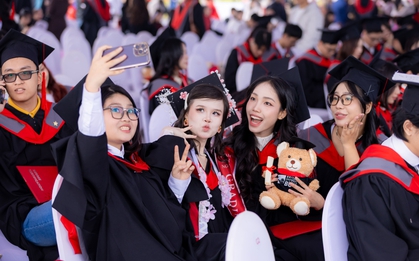 Lễ tốt nghiệp tại ngôi trường có khuôn viên nghìn tỷ, không gian và chất lượng đều 5 sao