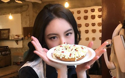 Ăn mấy món quen này, da già đi nhanh hơn bạn nghĩ