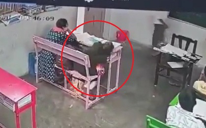 Đang ngồi trong lớp, nữ sinh ngã gục xuống đất tử vong