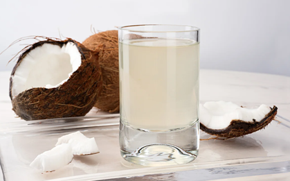 6 lợi ích khi uống nước dừa thường xuyên