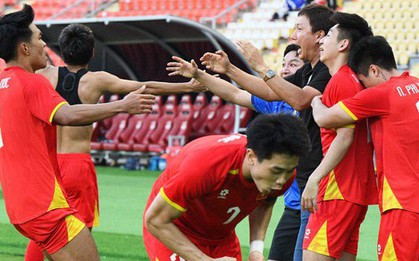 3 phút ghi 2 bàn để vào chung kết SEA Games, U22 Việt Nam khiến trăm triệu người hâm mộ bùng nổ cảm xúc
