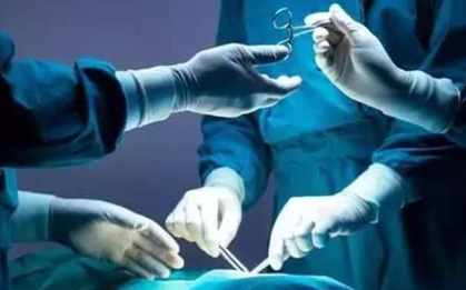 Người phụ nữ tử vong sau khi được bác sĩ "dỏm" phẫu thuật