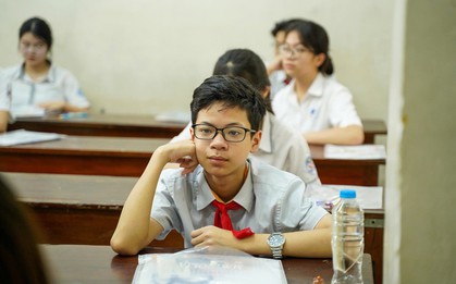 Tuyển sinh lớp 10 ở Hà Nội: Áp lực đè nặng học sinh và nhà trường
