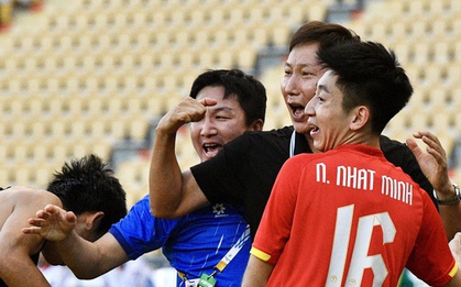 Việt Nam đấu Thái Lan chung kết SEA Games, HLV Kim Sang-sik: "Mong trọng tài công tâm"