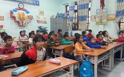 Điều khó hiểu tại ngôi trường nơi Phó Hiệu trưởng Đỗ Thị Hồng Huế công tác